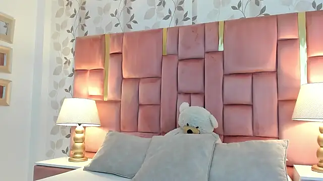 AmbarSantany online show from 6, 1, 2026