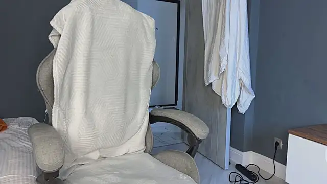 alyx garden online show from 5, 2, 2025