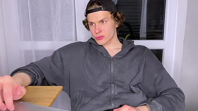 alyx garden online show from 14, 4, 2026