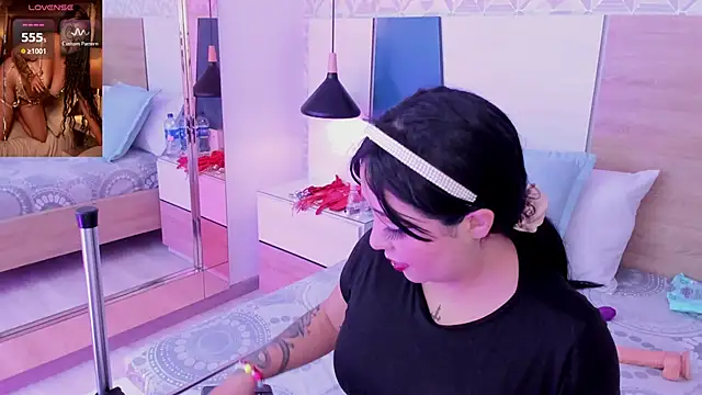 Megansttein  online show from 12, 3, 2025