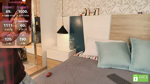 Megansttein  online show from 9, 10, 2025