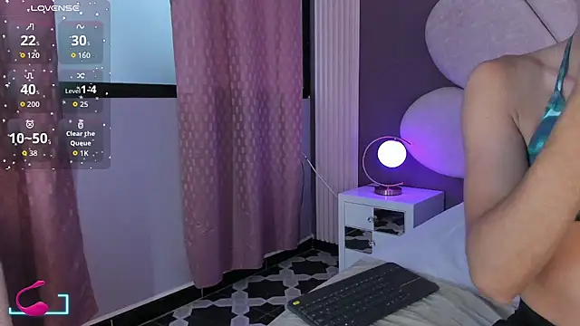 MaxiRogers online show from 4, 12, 2025