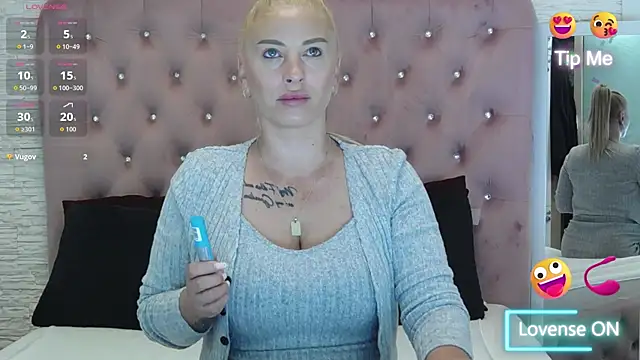 KikiSweet08 online show from 19, 9, 2025