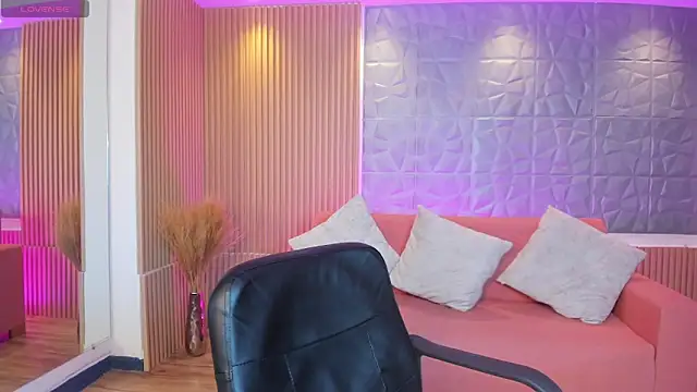 Snapshot of Laurent_Williams chatting on 10, 3, 2025 Laurent Williams online show from 10, 3, 2025