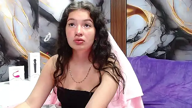 Snapshot of lilimini032 chatting on 17, 6, 2026 lilimini032 online show from 17, 6, 2026