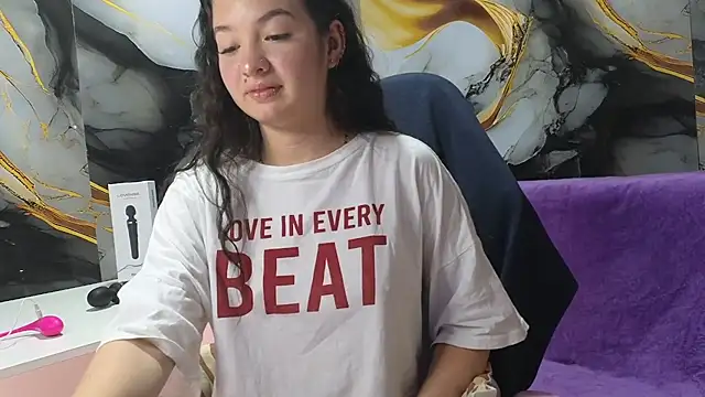 lilimini032 online show from 9, 2, 2026