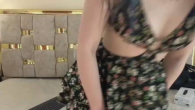 lilimini032 online show from 12, 2, 2026