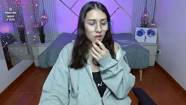 Lita Rogers online show from 9, 4, 2026