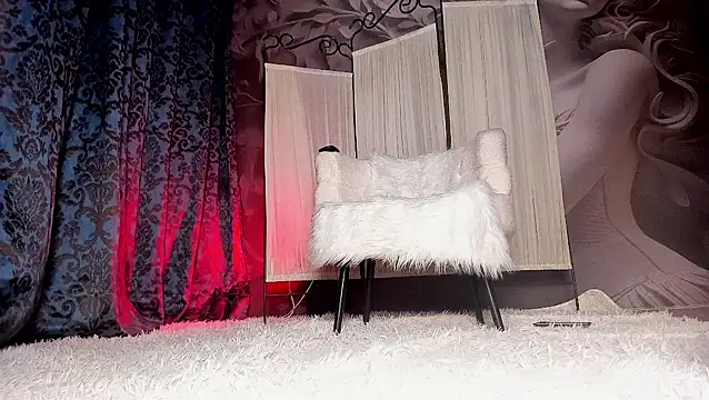 IrenePearcy online show from 24, 4, 2026