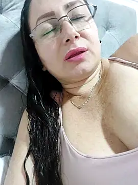 milly sanchez online show from 10, 5, 2026