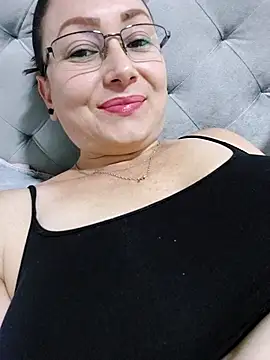milly sanchez online show from 2, 6, 2026
