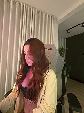 carolynnetrujillo online show from 17, 3, 2026