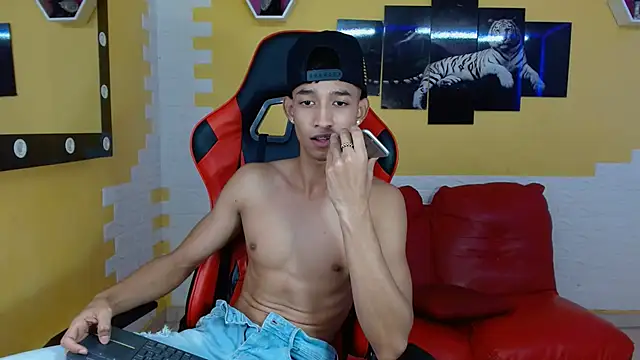 jose sexycumm online show from 24, 2, 2025