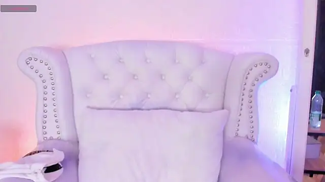 GabyPetit online show from 23, 2, 2026