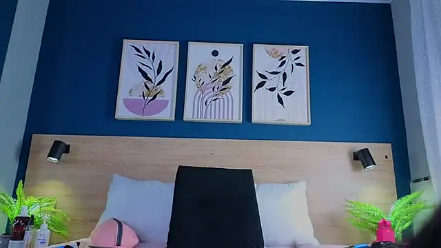 GabyPetit online show from 1, 10, 2025