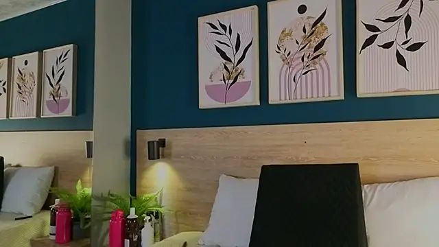 GabyPetit online show from 1, 11, 2025