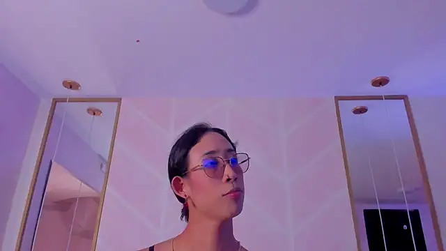 GabyPetit online show from 6, 2, 2026