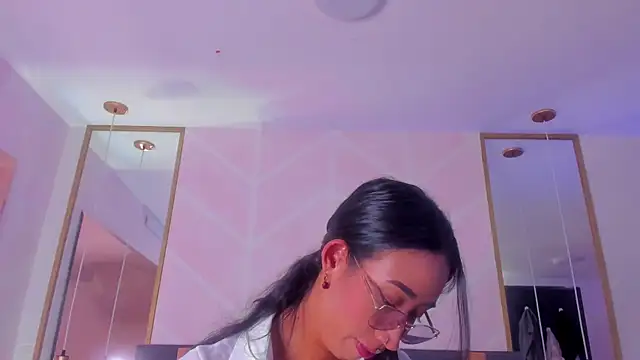 GabyPetit online show from 12, 1, 2026