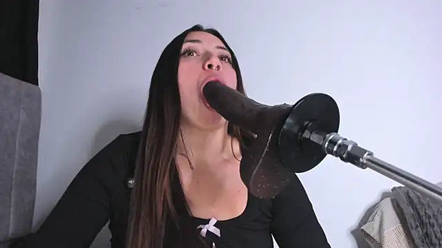Mariana Castro9 online show from 16, 7, 2026