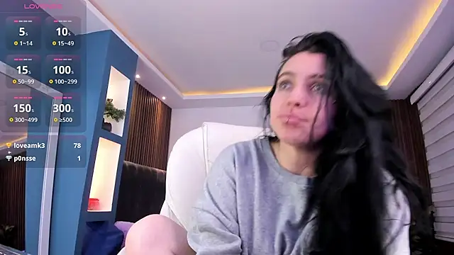 Lucy Smith2 online show from 7, 2, 2025