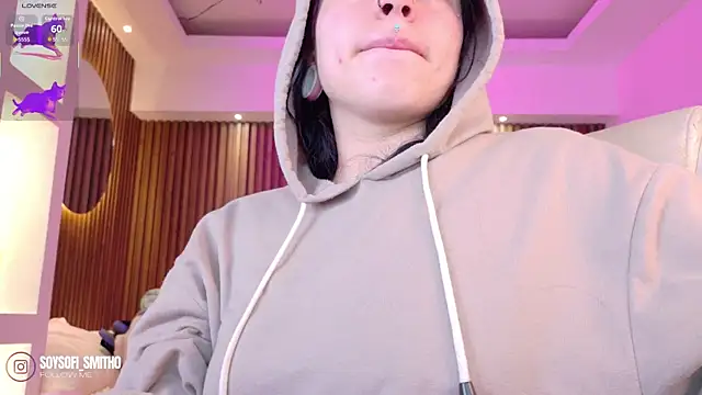 Lucy Smith2 online show from 14, 1, 2026