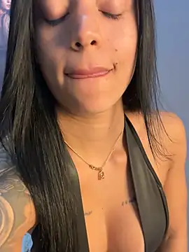 Snapshot of Elamesmamorena chatting on 17, 6, 2026 Elamesmamorena online show from 17, 6, 2026