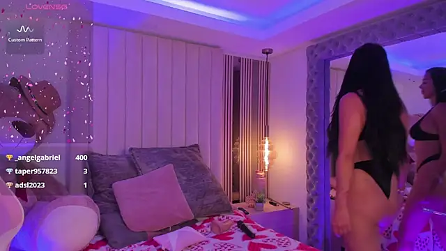 Emilyymilleer  online show from 21, 3, 2025