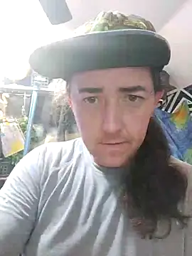 Boo-boo kittyfux online show from 6, 10, 2025