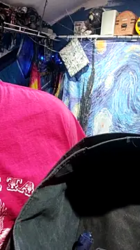 Snapshot of Boo-boo_kittyfux chatting on 10, 2, 2026 Boo-boo kittyfux online show from 10, 2, 2026