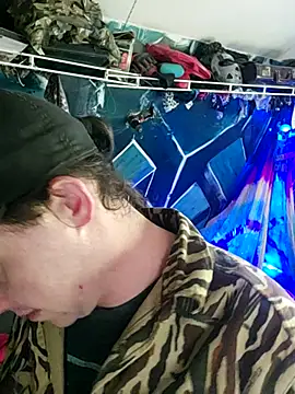 Boo-boo kittyfux online show from 23, 10, 2025