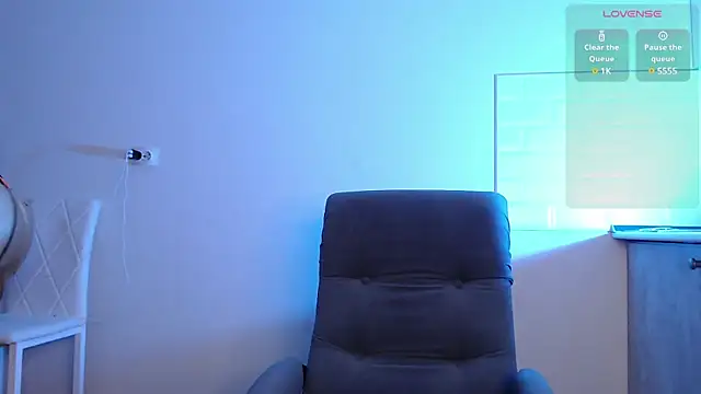 Eva Hailey  online show from 2, 2, 2025