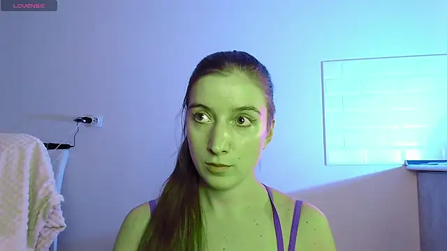 Eva Hailey  online show from 9, 9, 2025