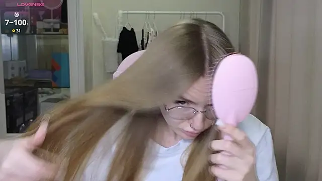 littlevildevil online show from 19, 3, 2025