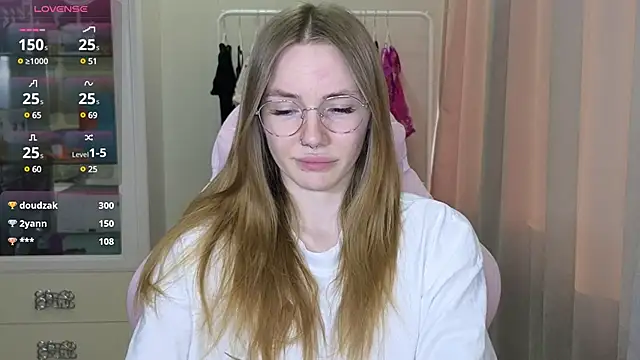 littlevildevil online show from 7, 3, 2025