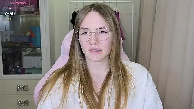 littlevildevil online show from 14, 3, 2025