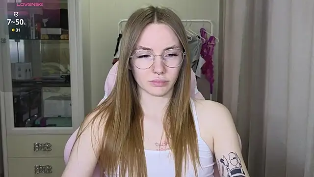 littlevildevil online show from 21, 2, 2025