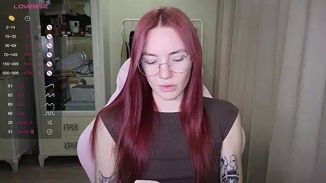 littlevildevil online show from 28, 9, 2025