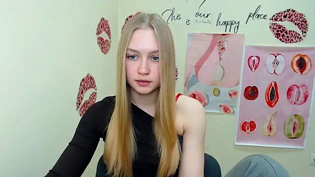 Snapshot of MademoiselleCl chatting on 15, 3, 2025 MademoiselleCl online show from 15, 3, 2025