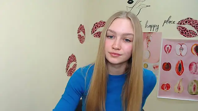 Snapshot of MademoiselleCl chatting on 26, 2, 2025 MademoiselleCl online show from 26, 2, 2025