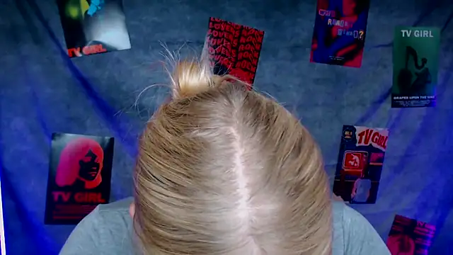 Snapshot of MademoiselleCl chatting on 1, 10, 2025 MademoiselleCl online show from 1, 10, 2025