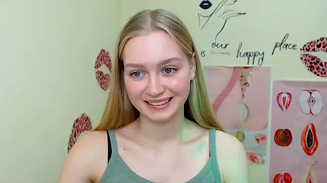 Snapshot of MademoiselleCl chatting on 5, 3, 2025 MademoiselleCl online show from 5, 3, 2025