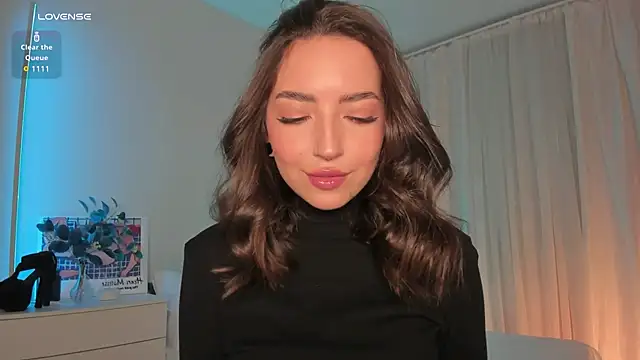 Oh My Dianee online show from 25, 9, 2025