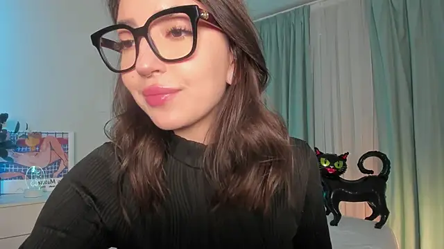 Oh My Dianee online show from 31, 10, 2025