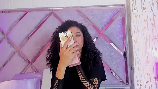  lanna jhonson  online show from 18, 3, 2025