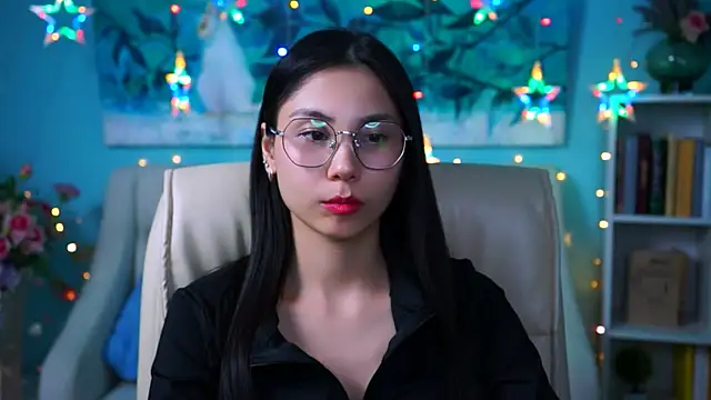 LittleSally   online show from 13, 12, 2024