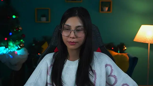 LittleSally   online show from 12, 12, 2024