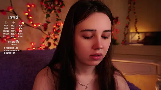 GillianDowdey online show from 12, 11, 2025