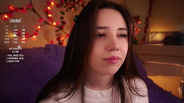 GillianDowdey online show from 11, 11, 2025