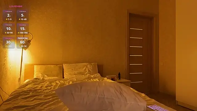 julya flowerss online show from 10, 3, 2026