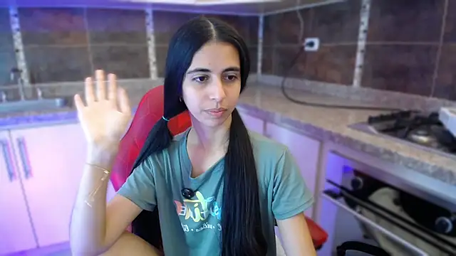 Snapshot of anna_alvarez chatting on 21, 9, 2025 anna alvarez online show from 21, 9, 2025